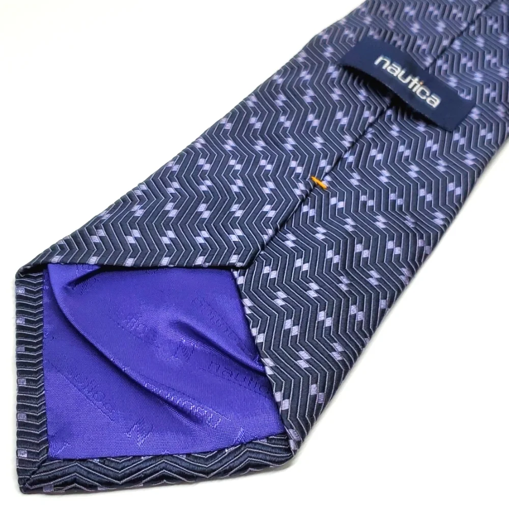 Nautica Silk Geometric Lines Blue Gray Tie EUC